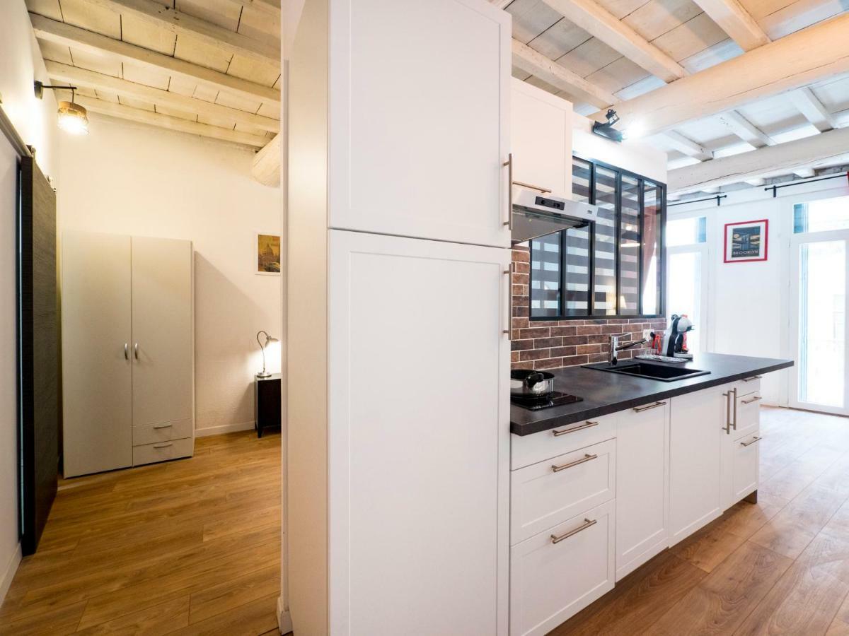 Dolce Nimes Centre Apartment Bagian luar foto
